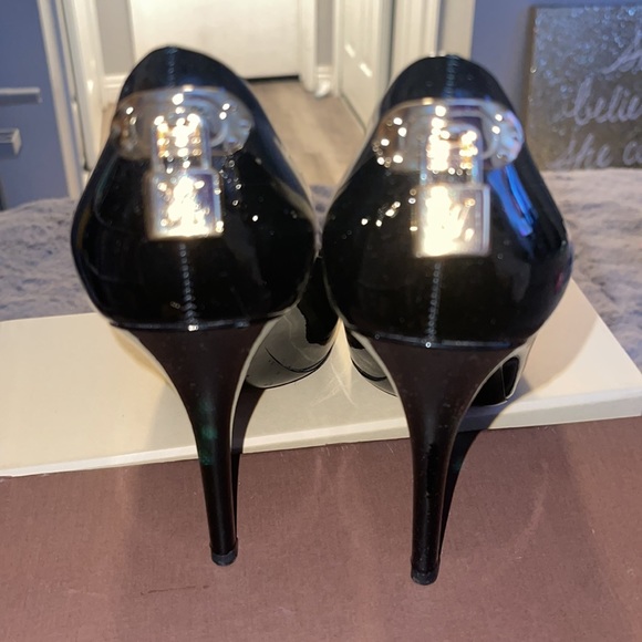Louis Vuitton Peep Toe Heels Gently used - Picture 8 of 15